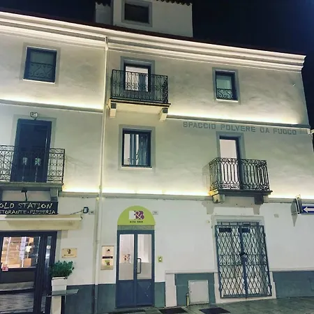 Gaias Guest house *